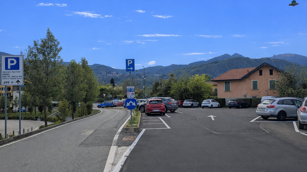 parcheggio a 650 m da Hotel Aracoeli